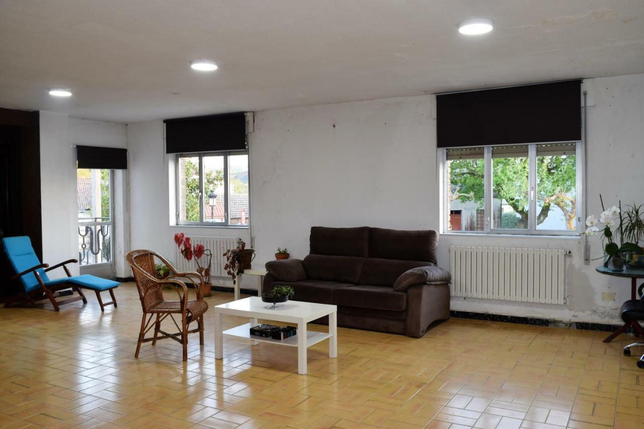 Albergue Miras Sigueiro Exteriör bild